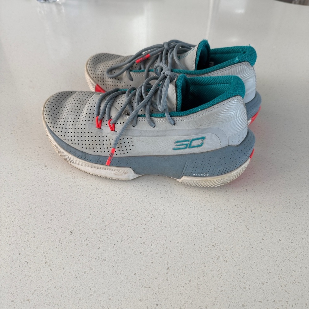 Under Armour Teal and Gray Sneakers